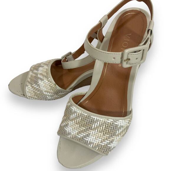 Vionic Cream Wedge Heels - Picture 2 of 13